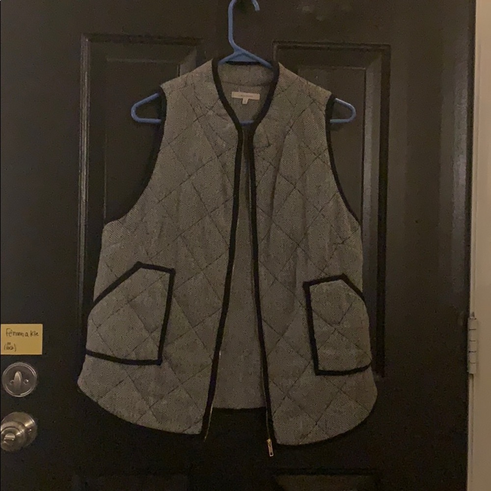 Harringbone vest